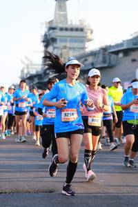 BIB: 9807, 9258, 9910
                            <button type="button" onclick="openModal(3392875)" class="btn btn-primary btn-sm float-right btn-popup" data-toggle="modal" data-target=".modal-high-quality">
                        <i class="fas fa-shopping-cart"></i> Add to Cart
                    </button>
                                            <button type="button" onclick="isThisMe(3392875, true)" class="btn btn-success btn-sm float-right btn-popup btn-isme hidden" data-toggle="tooltip" data-placement="bottom" title="นี่คือรูปของคุณใช่ไหม คลิกที่นี่เพื่อเอาเข้าอัลบั้ม">
                        <i class="fas fa-plus"></i> Add to album
                    </button>
                    <button type="button" onclick="isThisMe(3392875, false)" class="btn btn-warning btn-sm float-right btn-popup btn-isnotme hidden">
                        <i class="fas fa-ban"></i> Remove from album
                    </button>